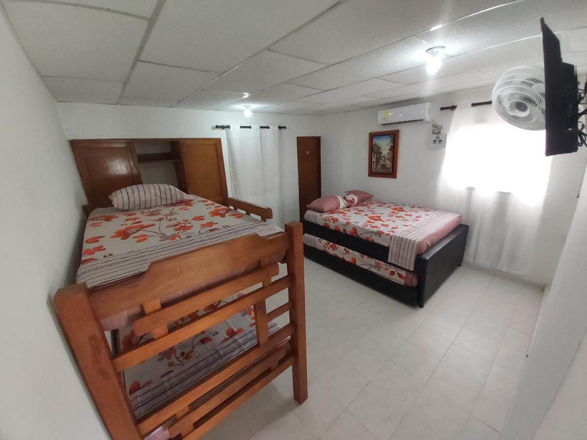 Apartament Hospedaje Caribe Express Kartagena Zewnętrze zdjęcie