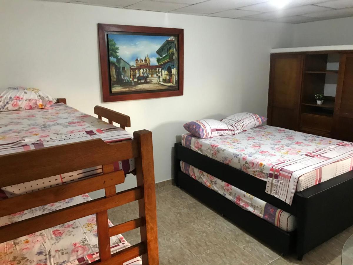 Apartament Hospedaje Caribe Express Kartagena Zewnętrze zdjęcie